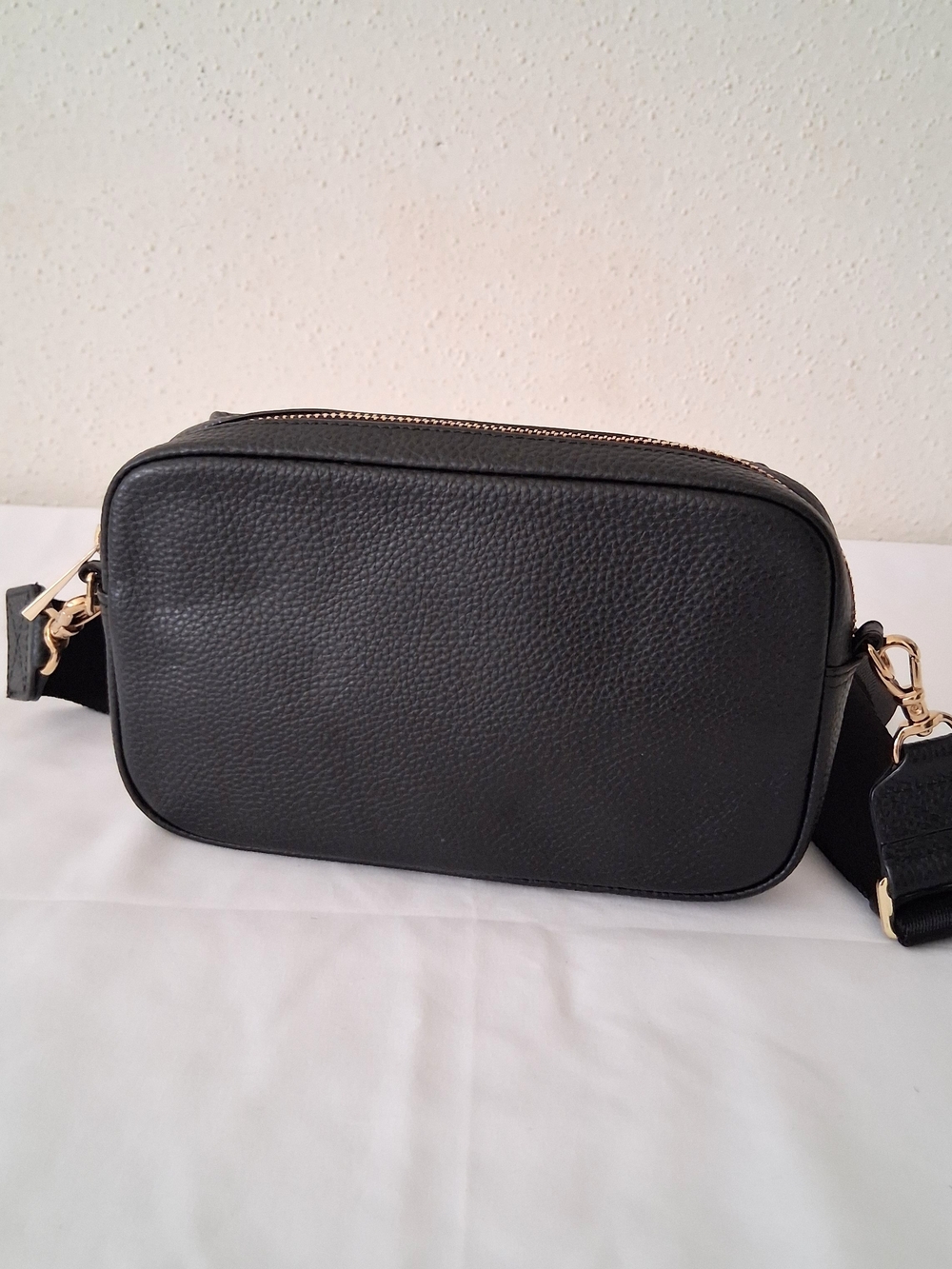 Bandolier Miller Black Pebbled Leather Crossbody Bag - Picture 3 of 9
